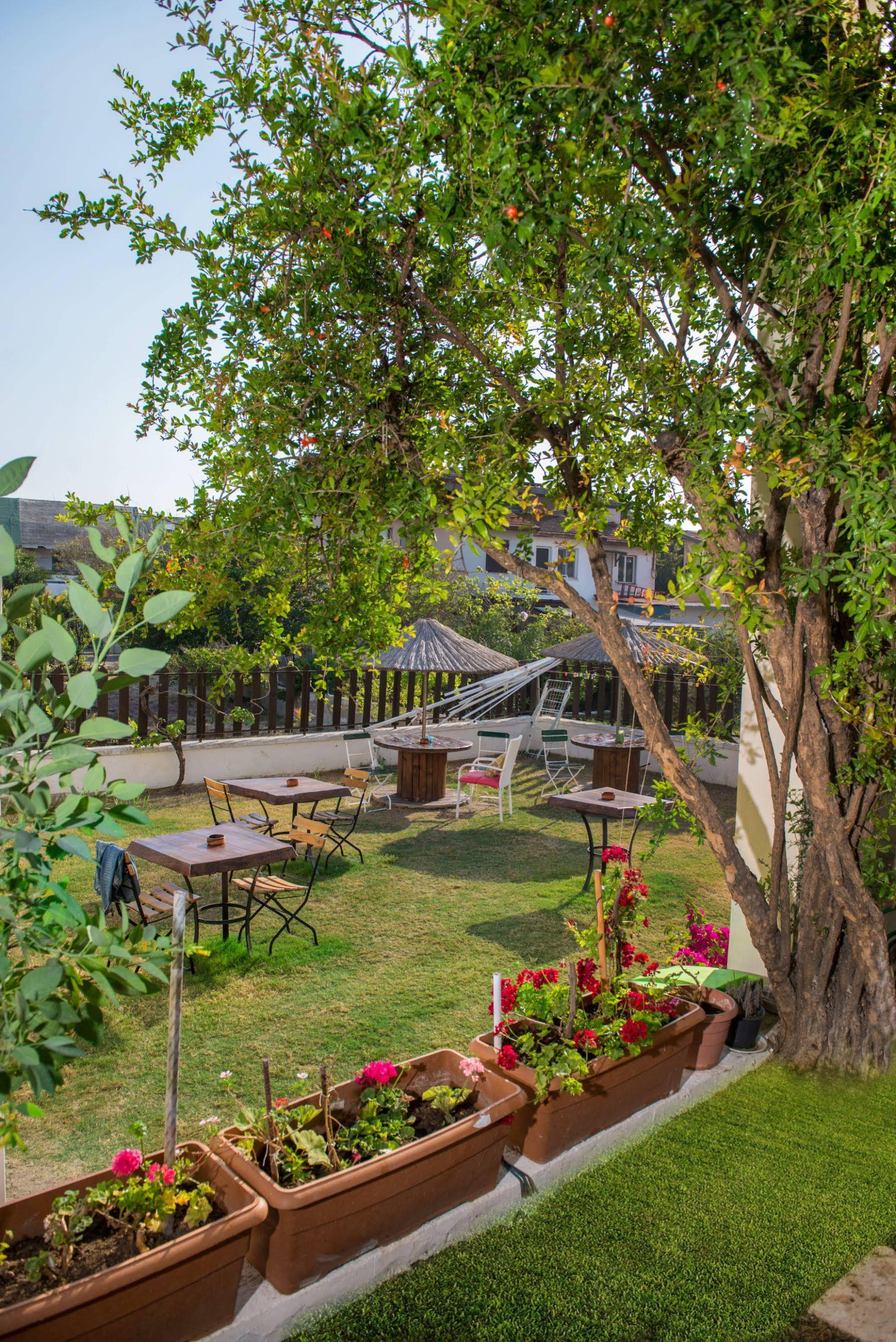 Destina Hotel Чесме Екстериор снимка