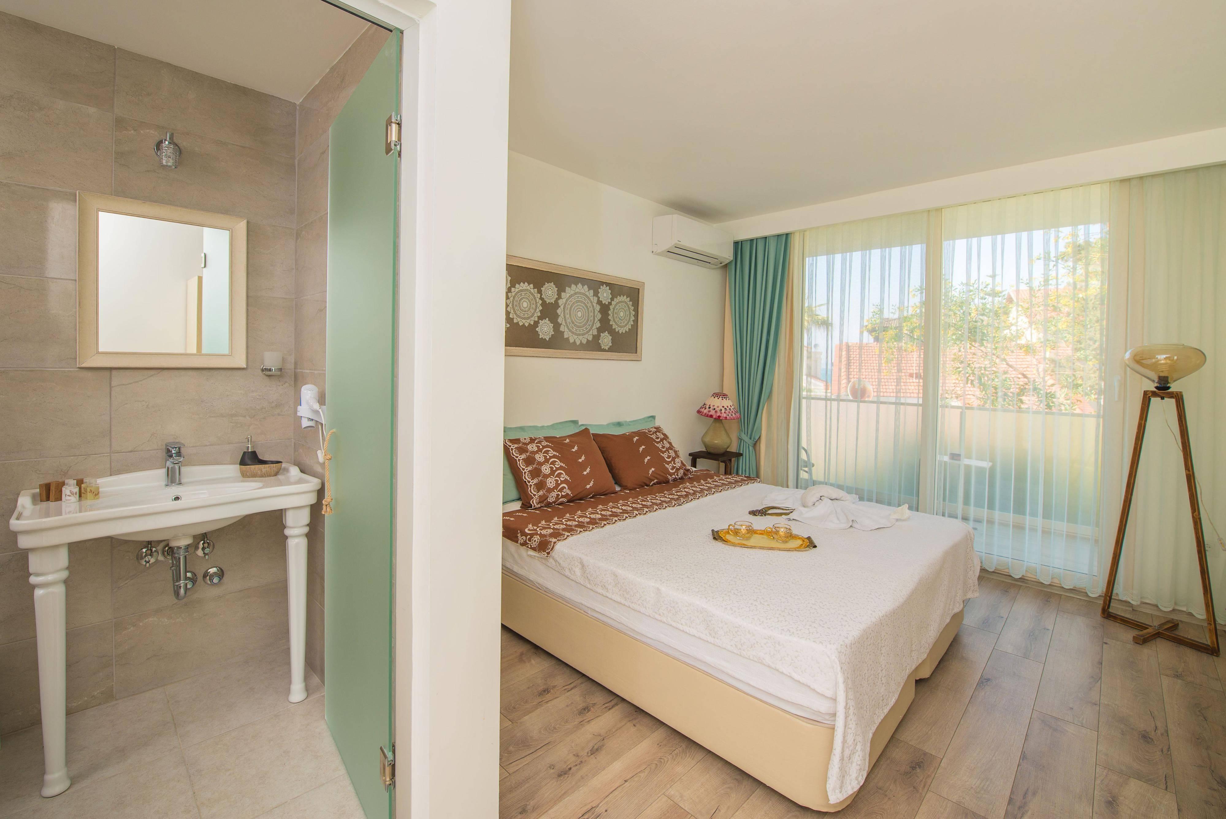 Destina Hotel Чесме Екстериор снимка